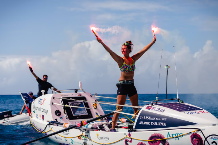 Jasmine Harrison est devenue la plus jeune femme de l'histoire à traverser en solo n'importe quel océan après son périple de plus de 3000 milles à travers l'Atlantique.