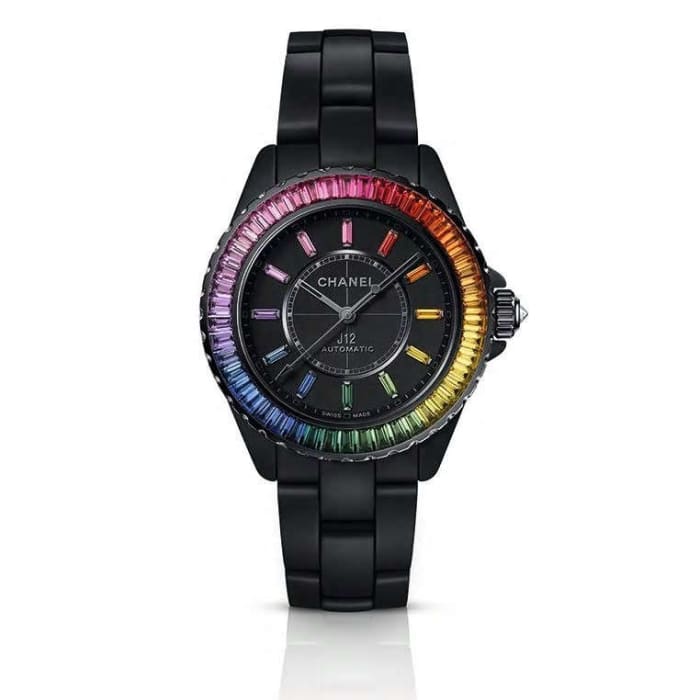 La montre J12 Chanel Electro inspirée des Daft Punk en noir.