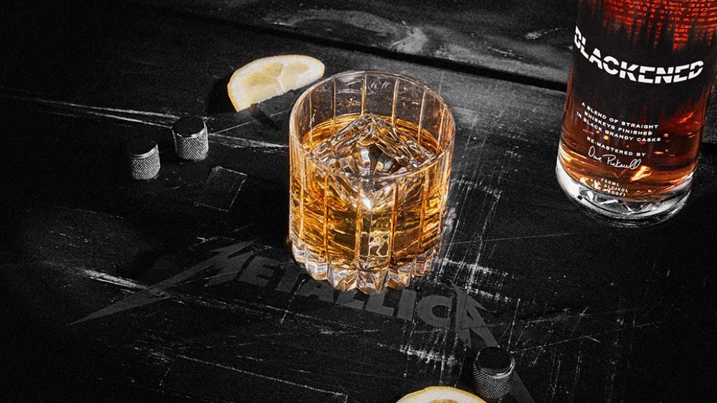 Blackened American Whiskey 3 fréquences sonores de l'album noir font de Metallicas le dernier whisky noirci le parfait sipper: examen