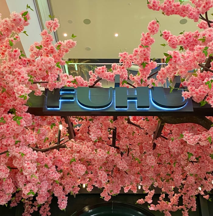 Le FUHU de Zouk Group est un lieu haut de gamme et élégant servant une cuisine asiatique contemporaine avec une touche occidentale.