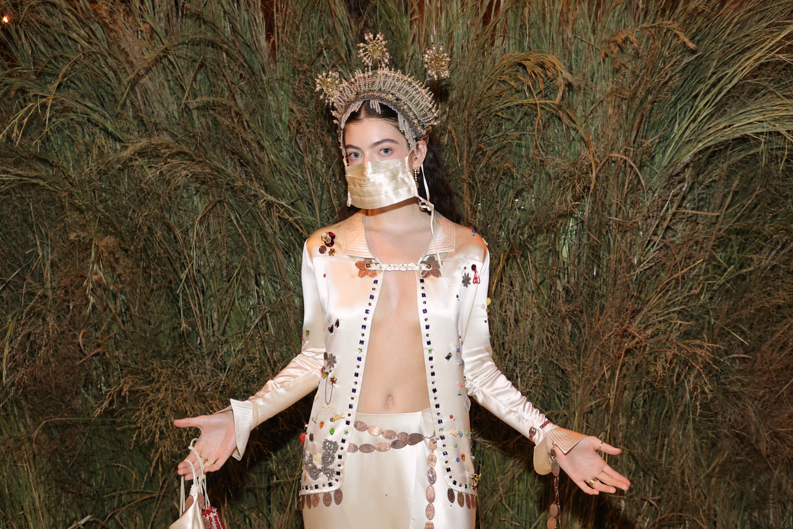NEW YORK NEW YORK 13 SEPTEMBRE Lorde assiste au gala du Met 2021 célébrant en Amérique un lexique de la mode à...