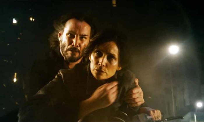 Keanu Reeves et Carrie-Anne Moss dans "The Matrix Resurrections".