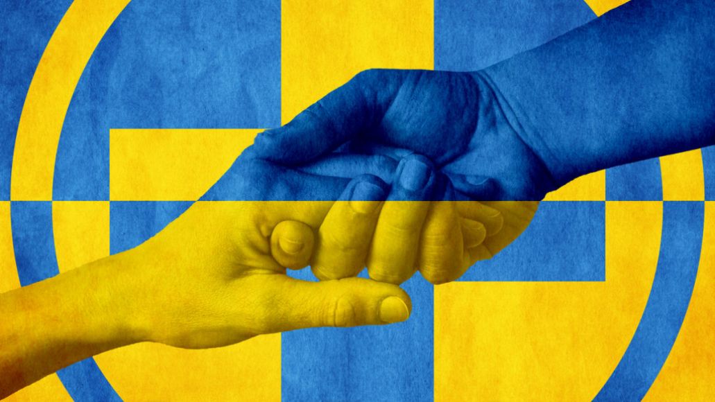 a3011992472 10 membres de Rammstein, Faith No More, Stabbing Westward et plus Cover The Beatles Come Together to Support Ukraine: Stream