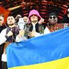L'Ukraine remporte l'Eurovision 2022 avec un soutien écrasant du public 